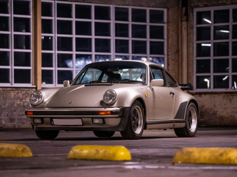 youngtimer.one - Porsche 930 - L550 Leinen - 1989 - 1 of 15